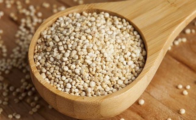 HẠT QUINOA LÀ GÌ VÀ GIÁ TRỊ DINH DƯỠNG TIỀM ẨN